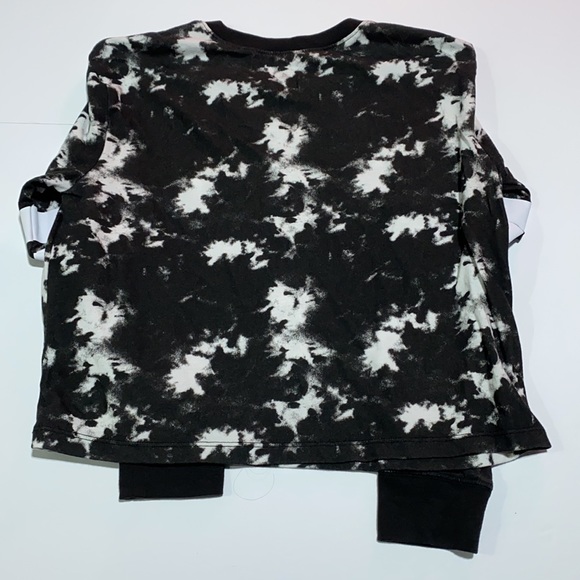 Crop workout long sleeve - Picture 2 of 3